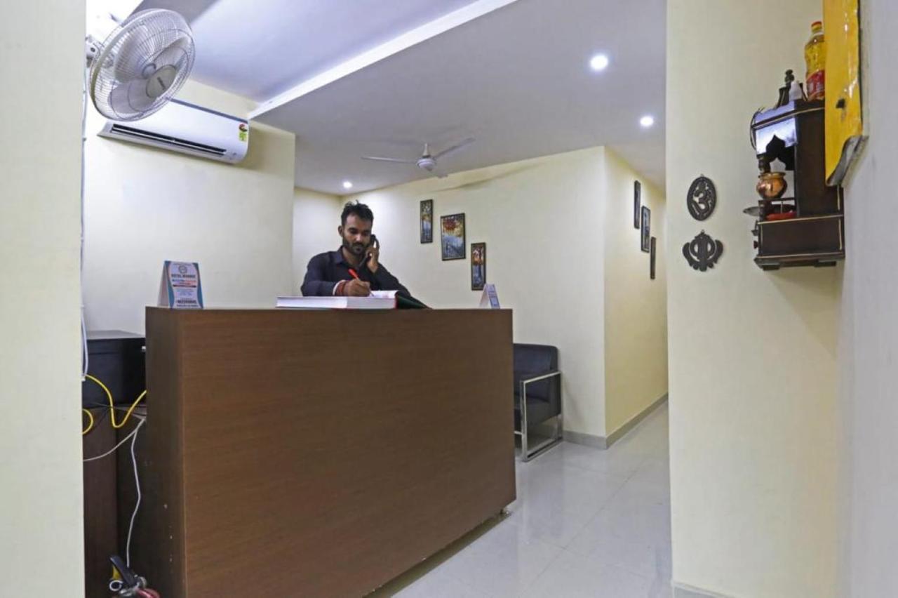 Hotel Mannat Bhera Enclave New Delhi Ngoại thất bức ảnh